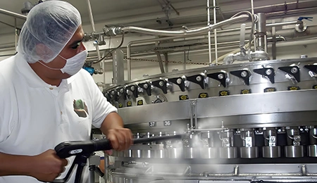 Steam cleaning of food processing equipment